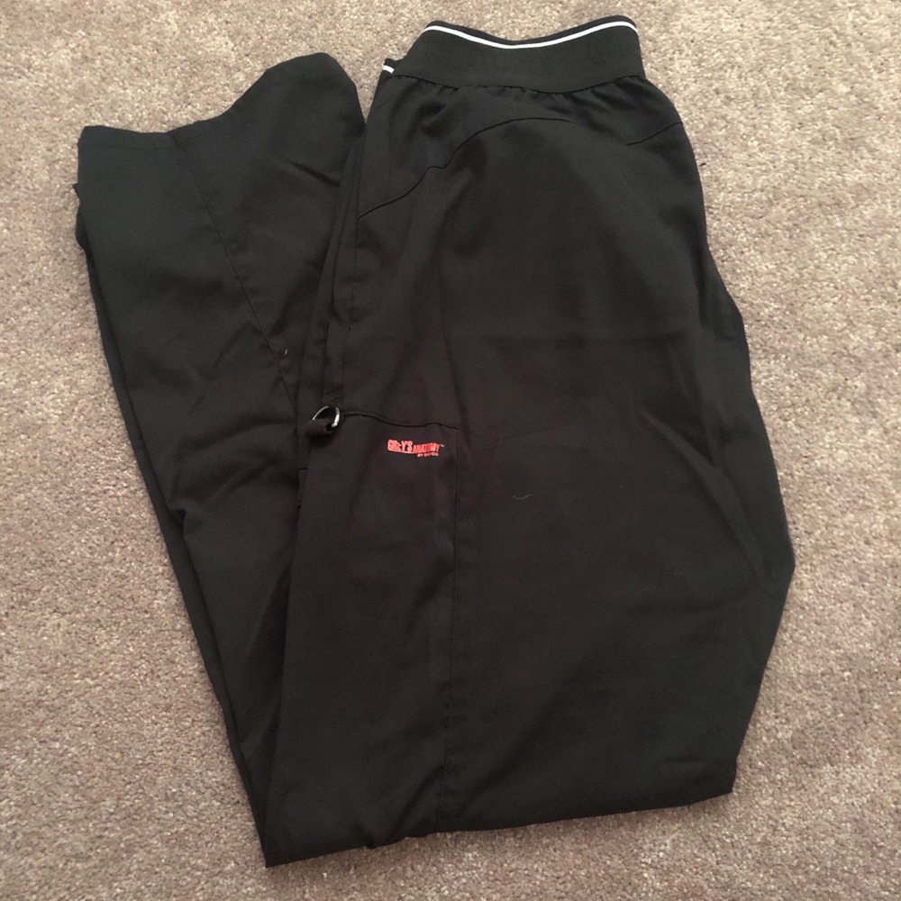 Black Greys Anatomy scrub pants